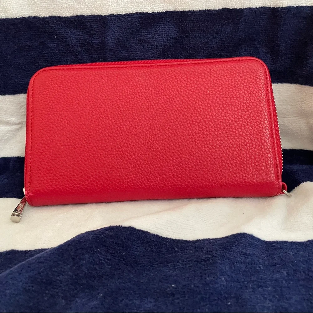 Thirty-One Red Wallet - Picture 1 of 5